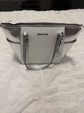 NWT Michael Kors Charlotte Large Signature Logo Silver Metallic Tote Bag